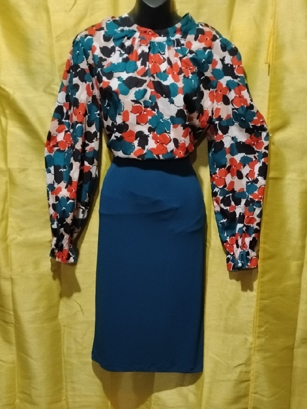 Seasty Floral Blouse in Teal, Black & Cream